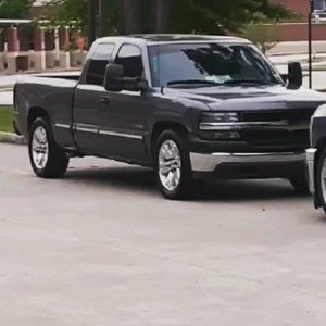 Meet your Posher, Kike valencia